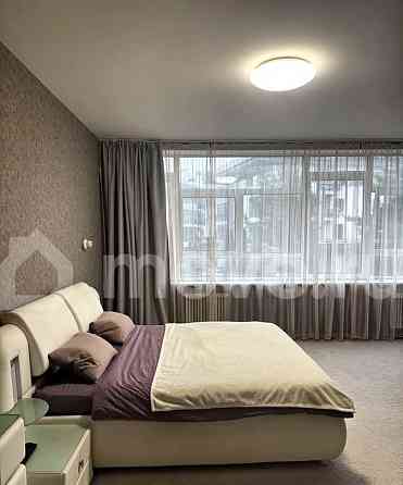 4-комн. квартира, 177 м2, 2/2 эт. Москва
