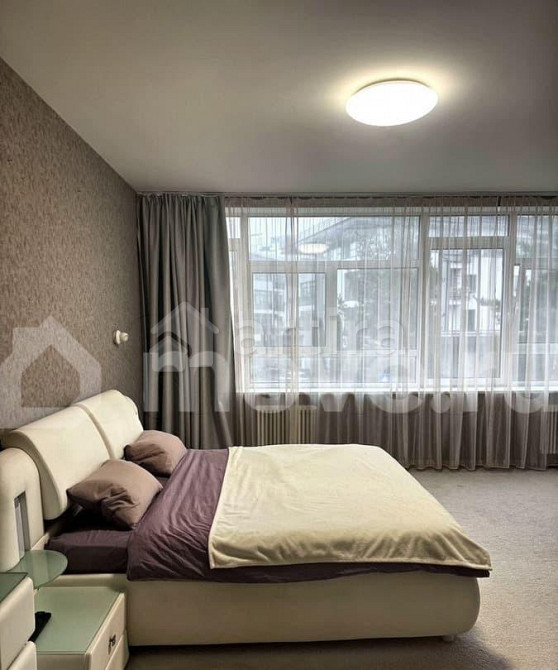 4-комн. квартира, 177 м2, 2/2 эт. Москва - изображение 1