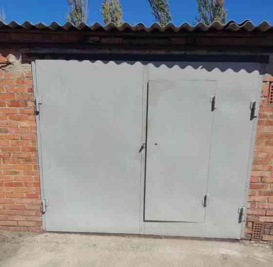 Гараж, 28 м2 Азов