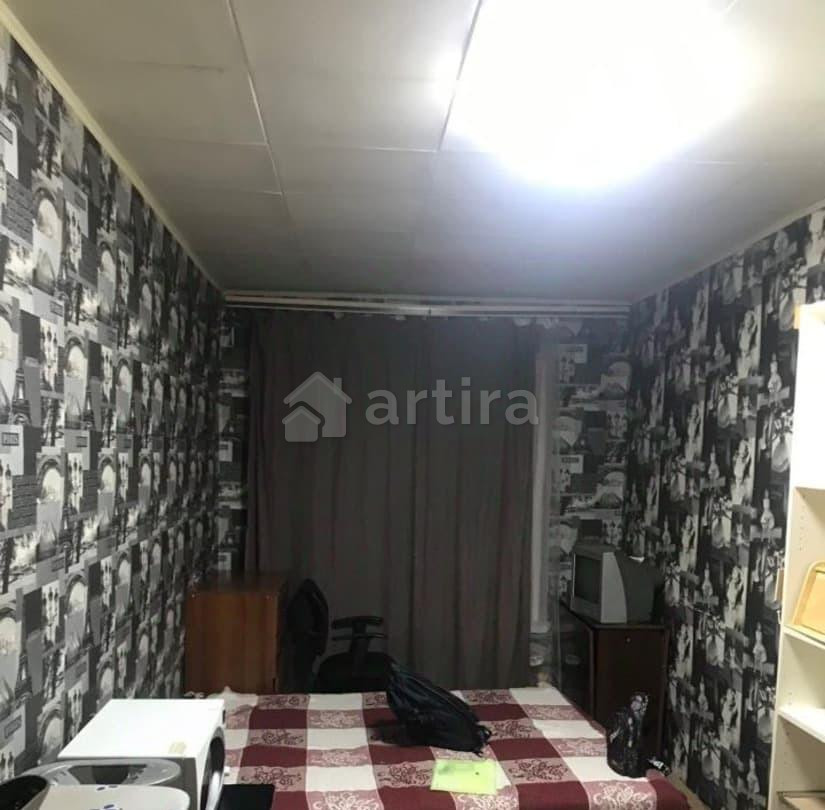 Комната, 56 м2, 3/5 эт. Москва - изображение 1