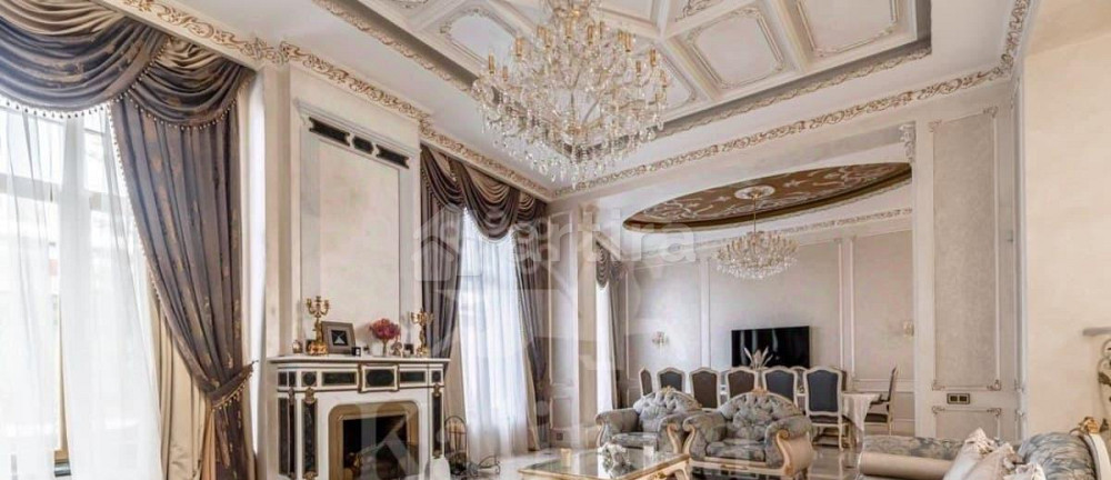 Дом, 1000 м2, 22 сотки, 3 эт. Красногорск - изображение 1