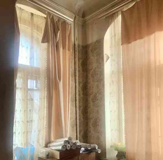 Комната, 29.6 м2, 2/5 эт. Москва