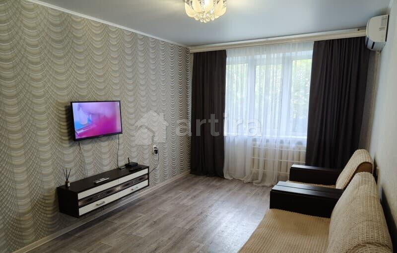 2-комн. квартира, 44 м2, 1/5 эт. Отрадный - изображение 1