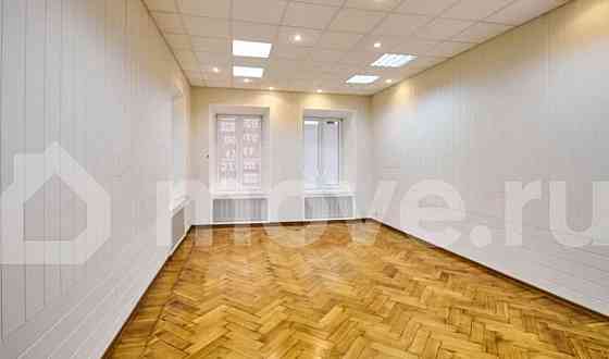 4-комн. квартира, 110 м2, 3/6 эт. Москва