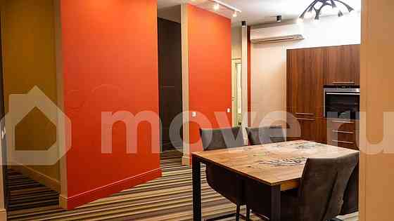 3-комн. квартира, 114 м2, 2/5 эт. Москва