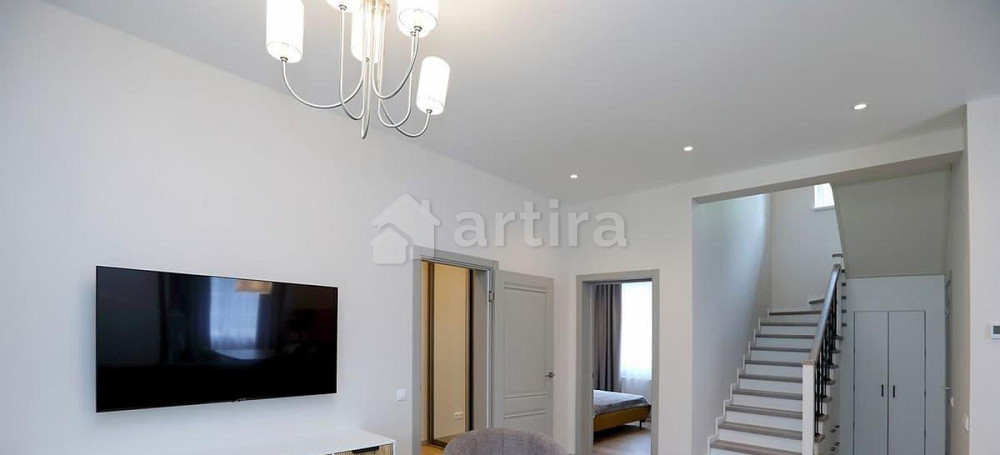 Таунхаус, 180 м2, 8 соток, 2 эт. Красногорск - изображение 2