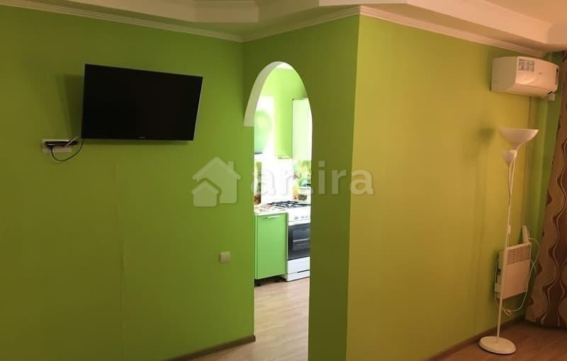 1-комн. квартира, 30 м2, 5/5 эт. Туймазы - изображение 1