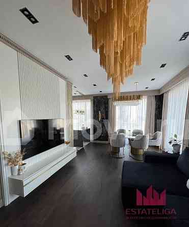 4-комн. квартира, 118 м2, 10/37 эт. Москва