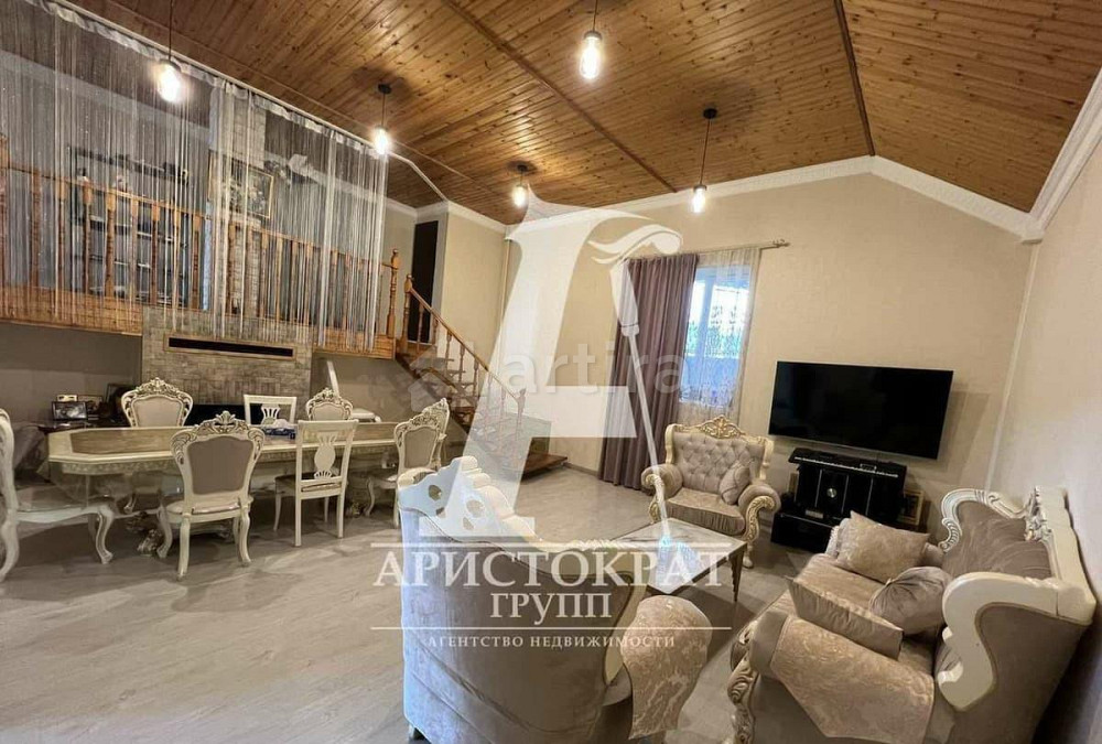 Дом, 155.6 м2, 20 соток, 2 эт. Ессентукская - изображение 1