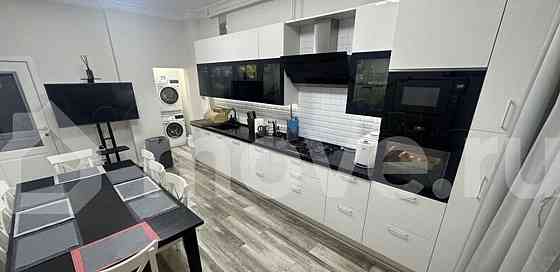 4-комн. квартира, 117 м2, 2/6 эт. Москва