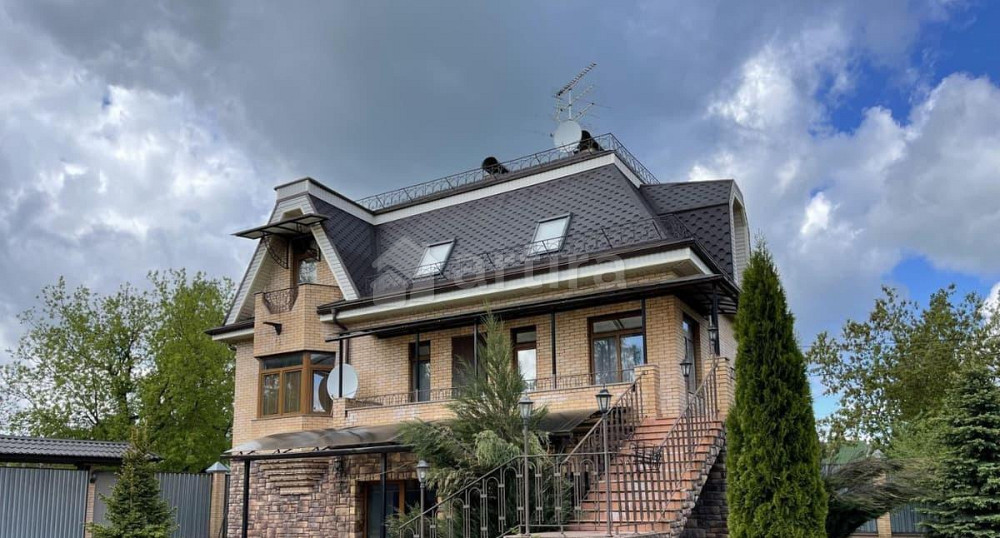 Дом, 300 м2, 17 соток, 3 эт. Солнечногорск - изображение 1