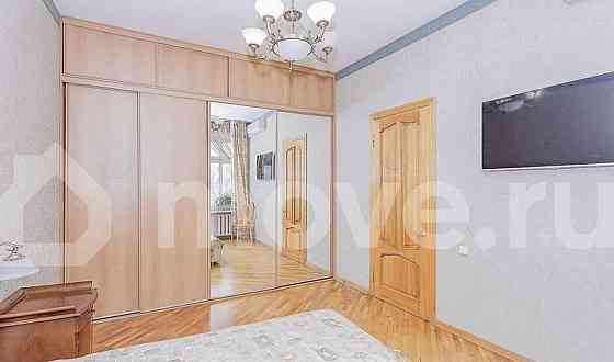 Квартира, 246 м2, 3/6 эт. Москва