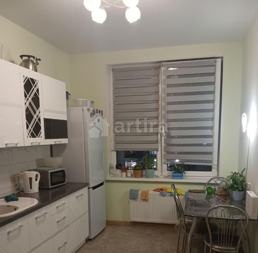 Комната, 17 м2, 3/22 эт. Москва - изображение 1