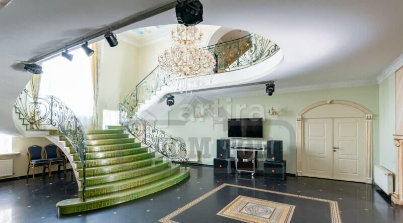 Коттедж, 1100 м2 Краснознаменск - изображение 1