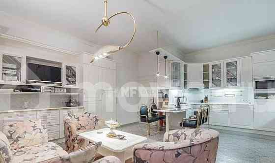 4-комн. квартира, 167.5 м2, 5/6 эт. Москва