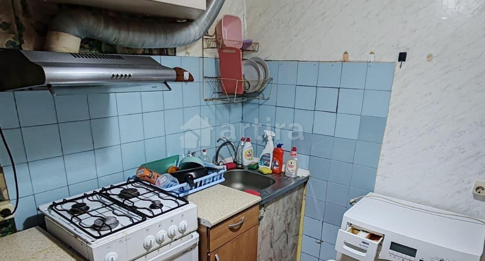 Комната, 60 м2, 1/5 эт. Санкт-Петербург - изображение 2