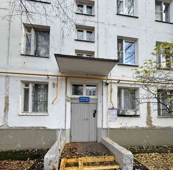 Комната, 14.7 м2, 5/5 эт. Москва