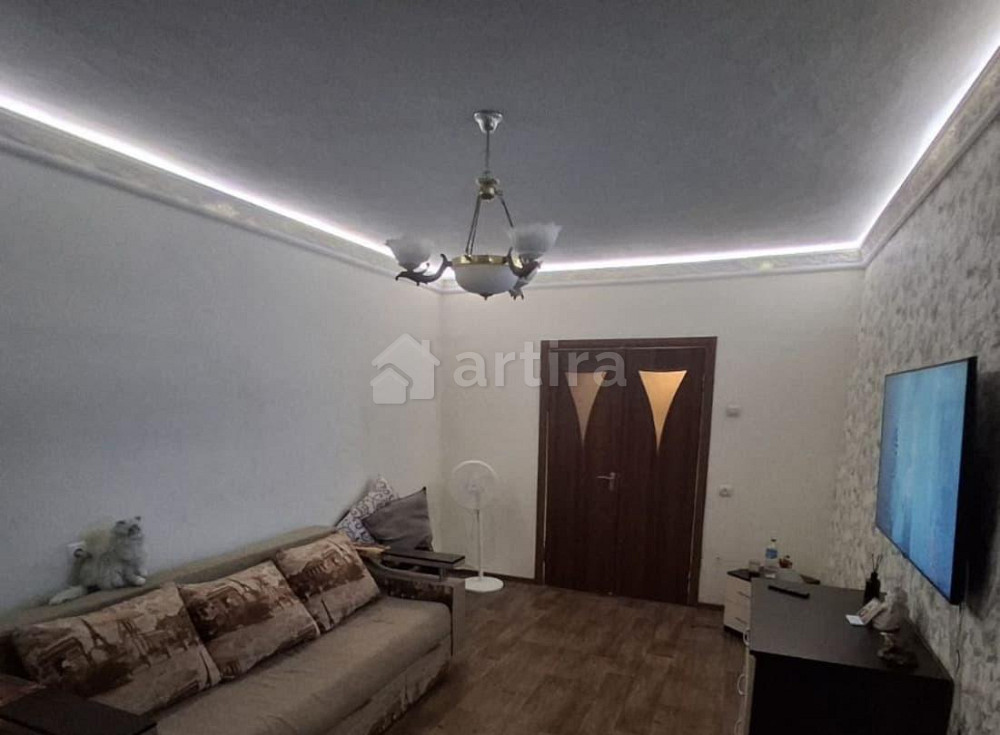 Комната, 67 м2, 9/9 эт. Симферополь - изображение 1