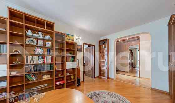 5-комн. квартира, 140.2 м2, 6/17 эт. Москва