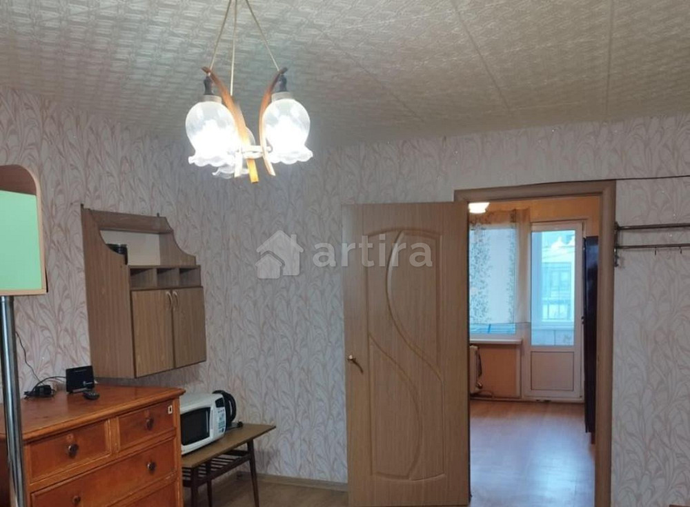 Комната, 30 м2, 9/9 эт. Ижевск - изображение 1