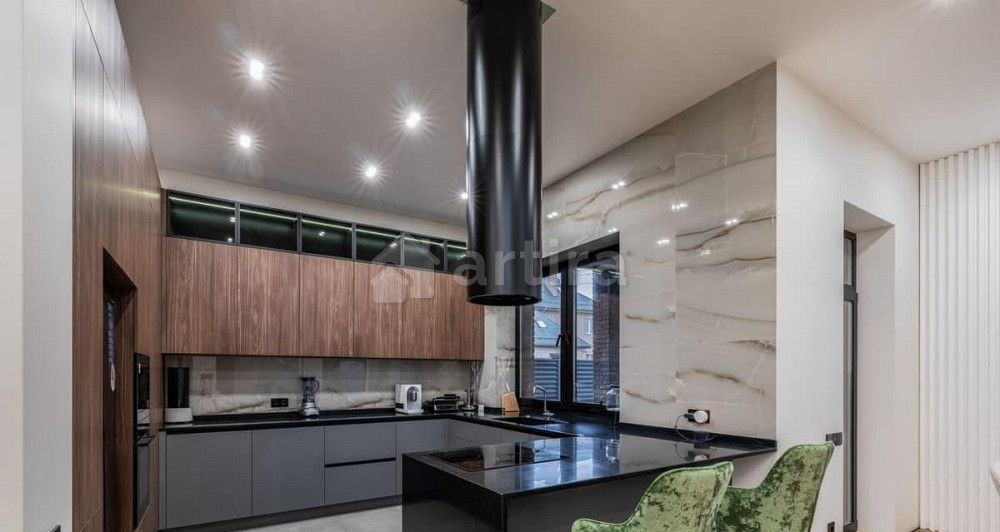 Дом, 314 м2, 8 соток, 2 эт. Наро-Фоминск - изображение 2