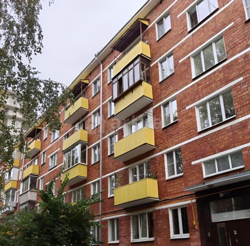 Комната, 95 м2, 5/5 эт. Москва - изображение 1