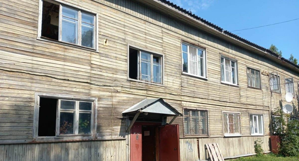 Комната, 418 м2, 2/2 эт. Гатчина - изображение 7