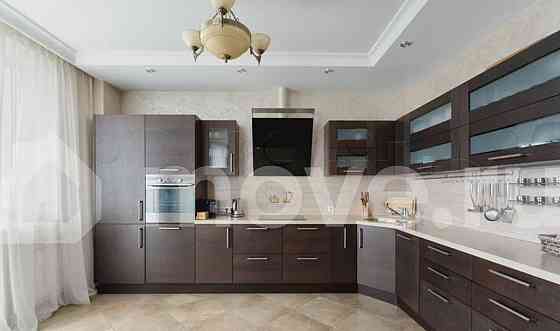 3-комн. квартира, 100 м2, 18/24 эт. Москва