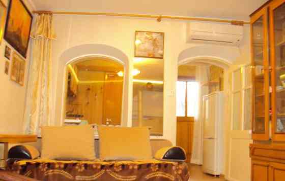 1-комн. квартира, 26 м2, 1/2 эт. Ялта