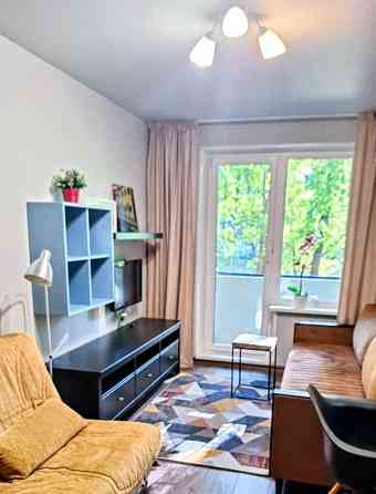 Комната, 47 м2, 1/9 эт. Москва