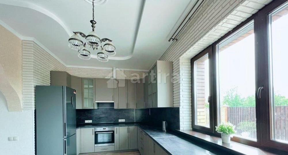 Дом, 280 м2, 12 соток, 3 эт. Всеволожск - изображение 1