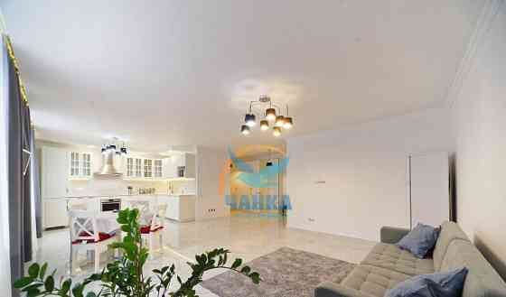 3-комн. квартира, 95 м2, 2/7 эт. Санкт-Петербург