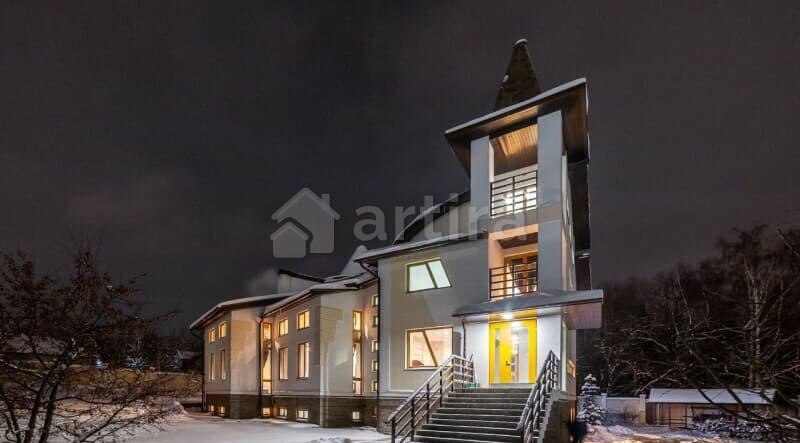 Коттедж, 700 м2 Истра - изображение 1