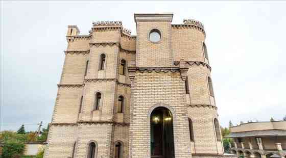 Коттедж, 650 м2 Санкт-Петербург