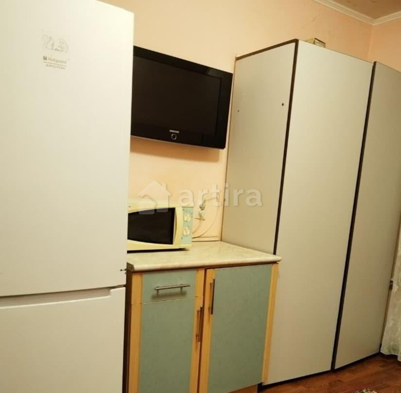 Комната, 27 м2, 9/9 эт. Ростов-на-Дону - изображение 1