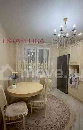 3-комн. квартира, 85 м2, 2/20 эт. Москва