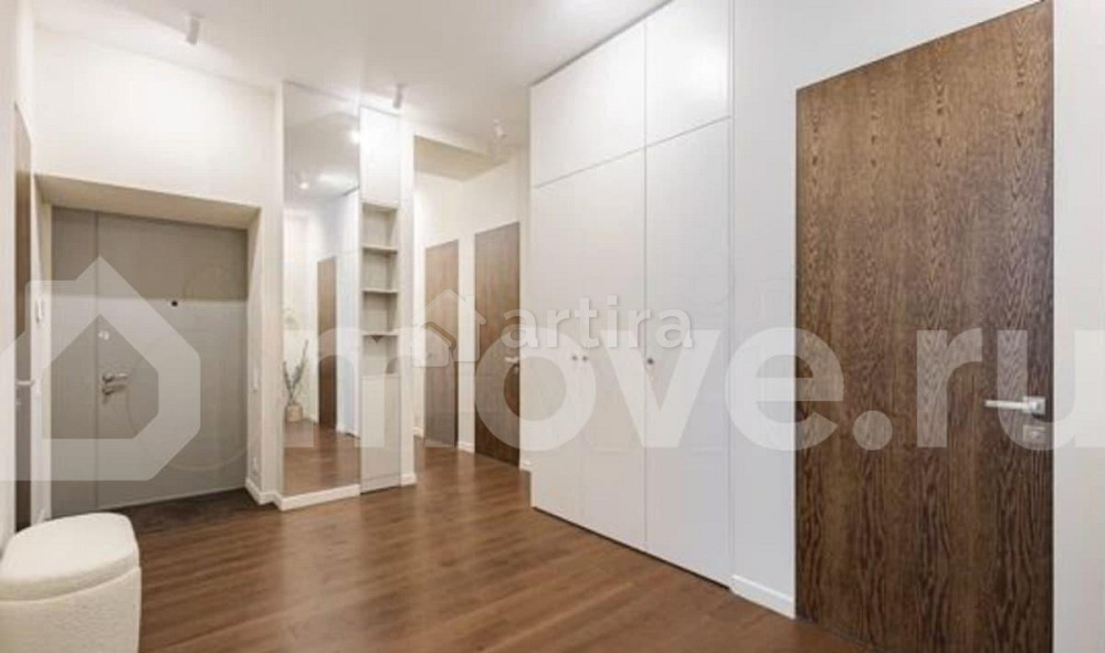 4-комн. квартира, 95 м2, 2/4 эт. Москва - изображение 1