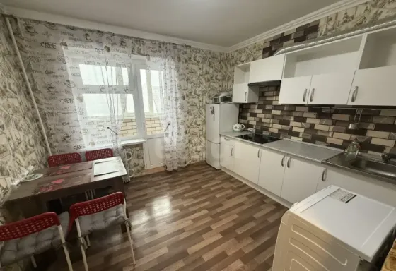Сдам 1-комн. квартиру, 40 м², 8/17 эт. Воронеж