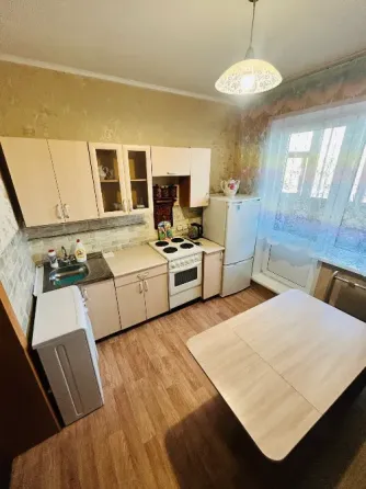 Сдам 1-комнатную квартира, 41 м² 2/17 Красноярск