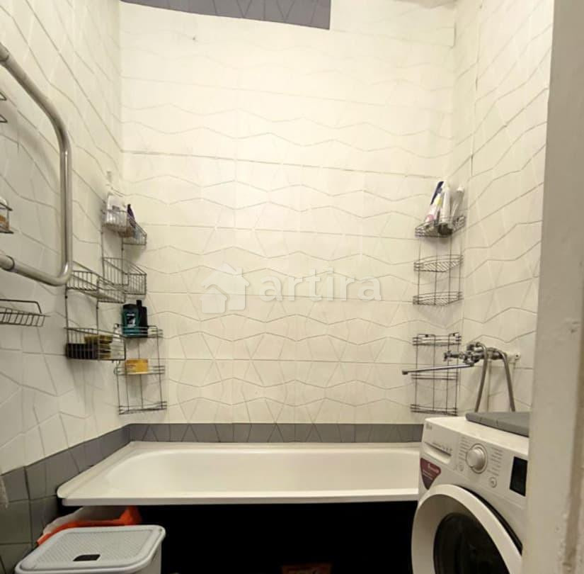 Комната, 18 м2, 4/4 эт. Екатеринбург - изображение 2