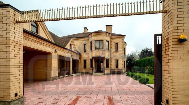 Коттедж, 630 м2 Московский - изображение 1