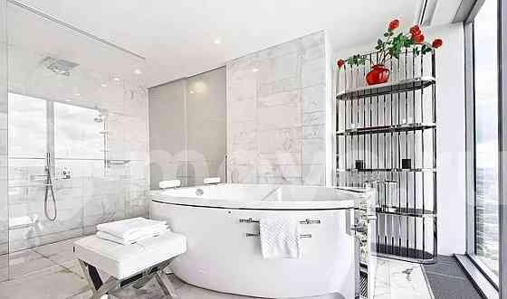 Студия, 60 м2, 63/85 эт. Москва