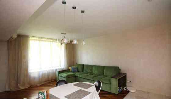 2-комн. квартира, 70 м2, 3/8 эт. Москва