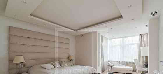 Дом, 560 м2, 2 сотки, 3 эт. Москва