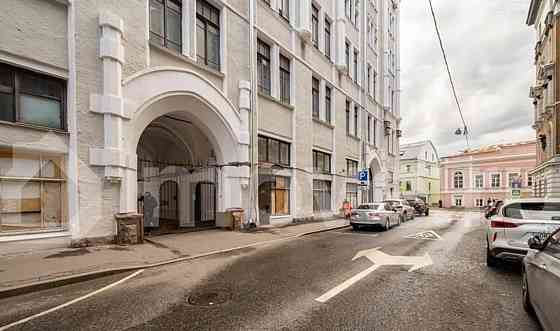 5-комн. квартира, 177.1 м2, 6/8 эт. Москва