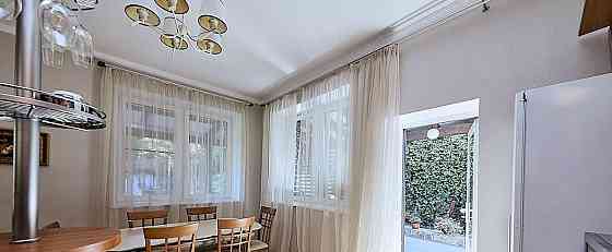 Дом, 203 м2, 12 соток, 2 эт. Санкт-Петербург