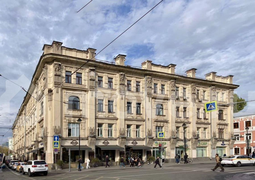 6-комн. квартира, 240 м2, 4/4 эт. Москва - изображение 1