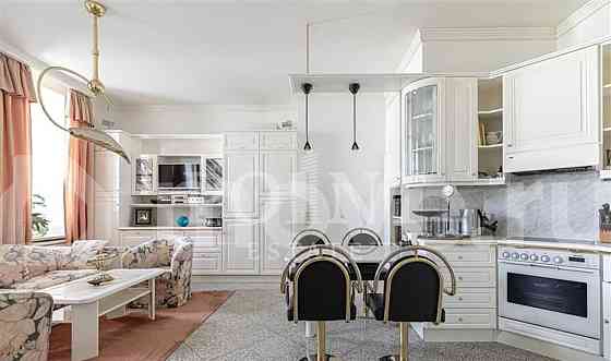 4-комн. квартира, 170 м2, 5/6 эт. Москва