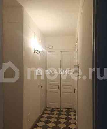 2-комн. квартира, 52 м2, 2/4 эт. Москва