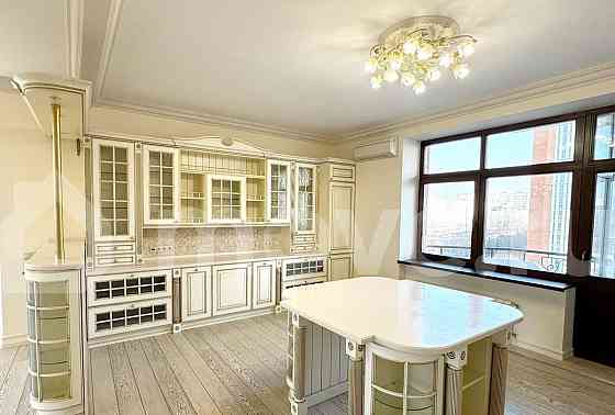 4-комн. квартира, 210 м2, 6/16 эт. Москва